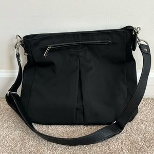 Travelpro Black Flight Crew Shoulder Bag/Purse 14”W and 11”H